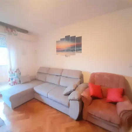 شقة Holiday Apartment *